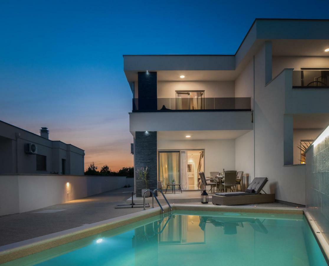 Holiday Home Ventum 시베니크 외부 사진