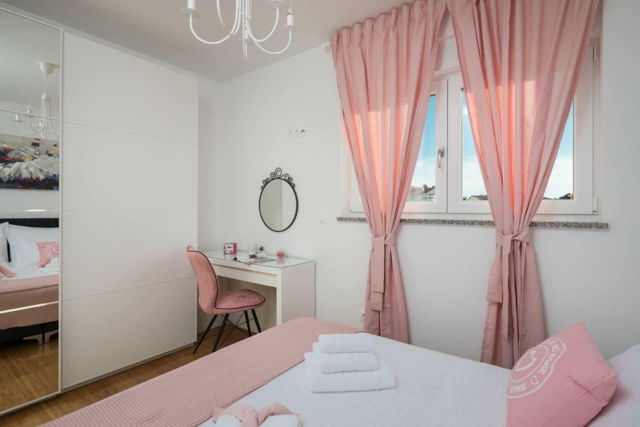 Holiday Home Ventum 시베니크 외부 사진